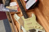 Fender Masterbuilt Andy Hicks 60-63 Stratocaster Super Heavy Relic Super Faded Aged Sonic Blue over 3 Color Sunburst.jpg-3.jpg
